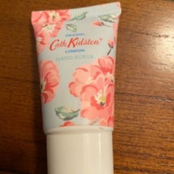 NWOT - Cath Kidson of London Hand & Nail Care Set - Picture 4 of 6